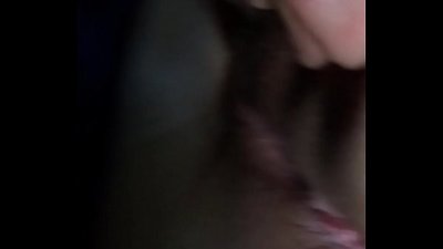 Көлікте құрбысымен